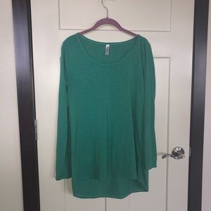 LIKE NEW Lularoe Lynnae long sleeve shirt